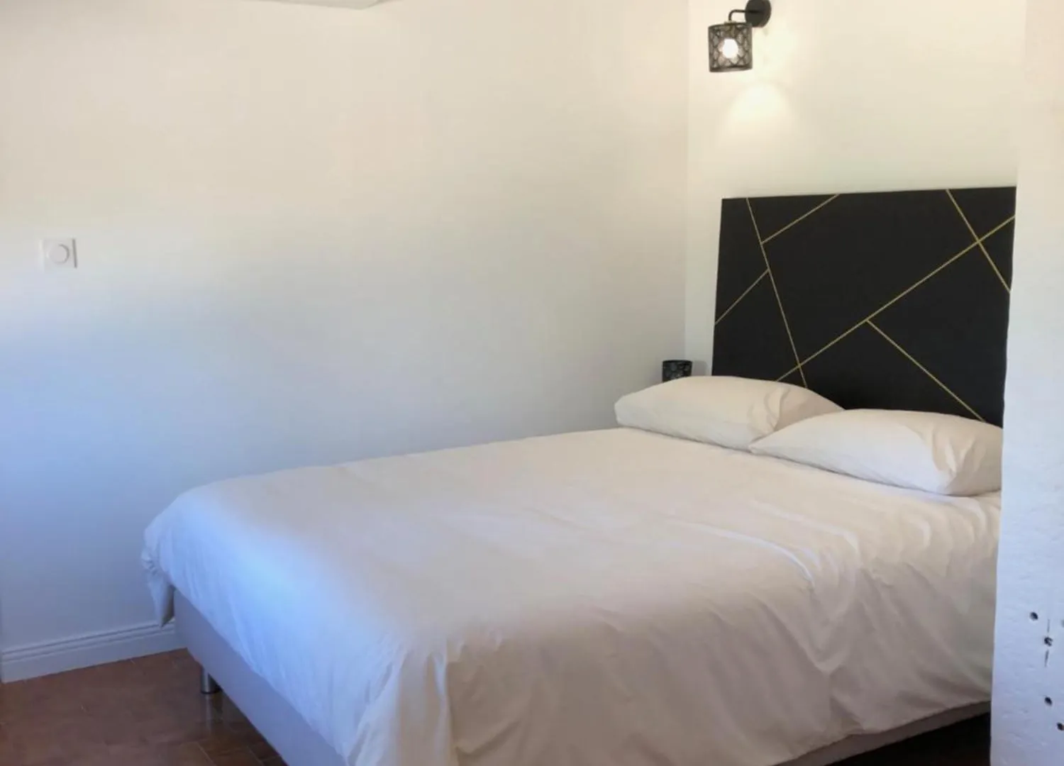 Дом отдыха Gite 5 A 7 Personnes En Provence Dans Grand Jardin Avec Piscine Partagee Корнийон-Конфу